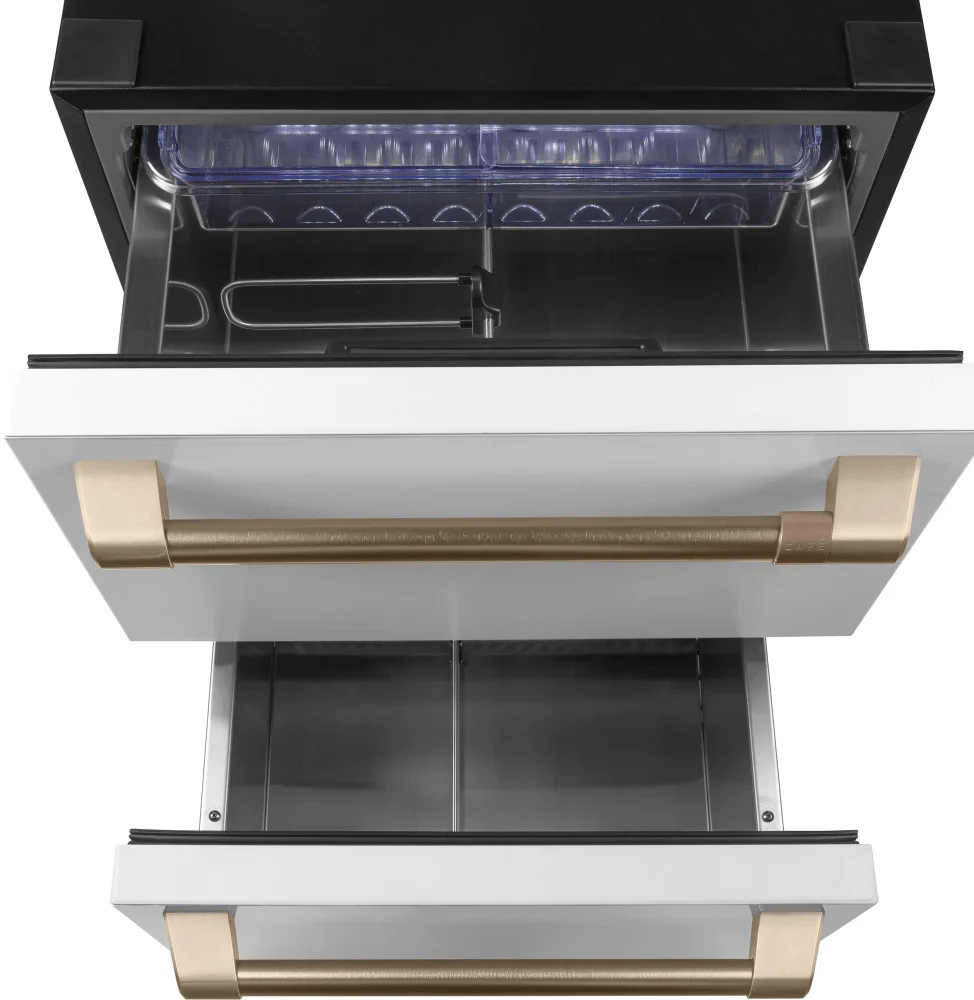 CDE06RP4NW2 - REFRIGERATORS - Café - Compact - White - Open Box - Image 10