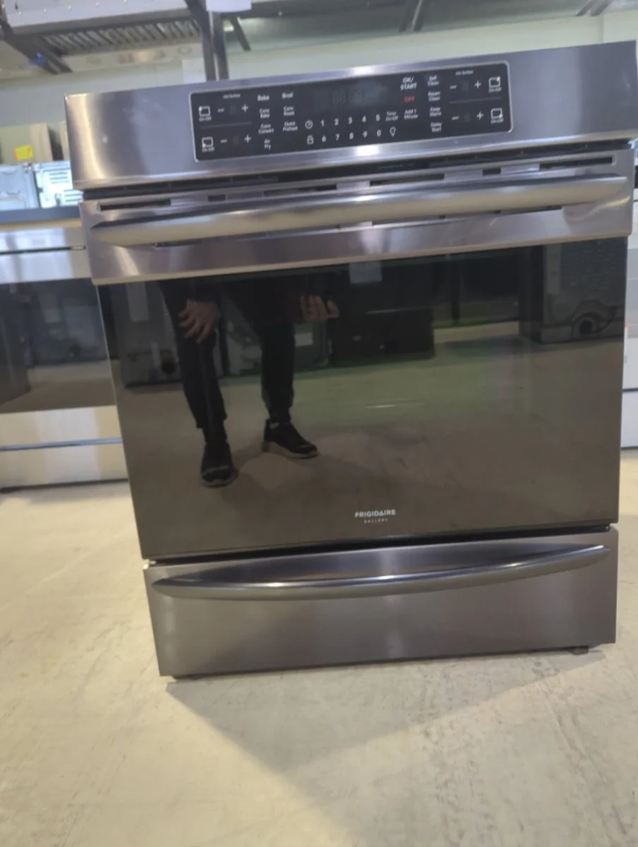 CGIH3047VD - RANGES - Frigidaire Gallery - Electric - Black Stainless - Open Box - Image 2