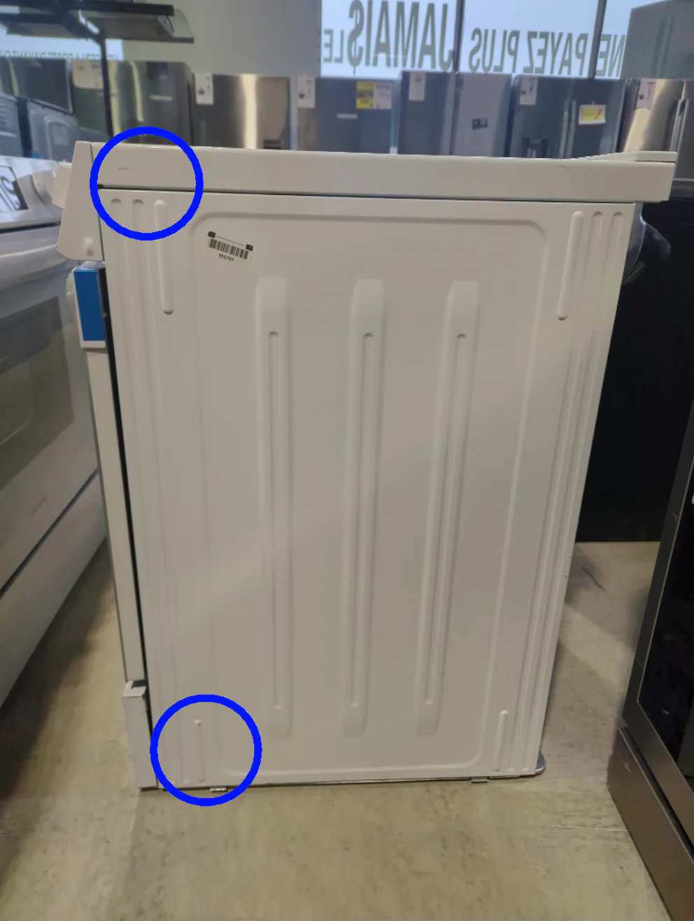 FCFE306CAW - RANGES - Frigidaire - Electric - White - Open Box - Image 4