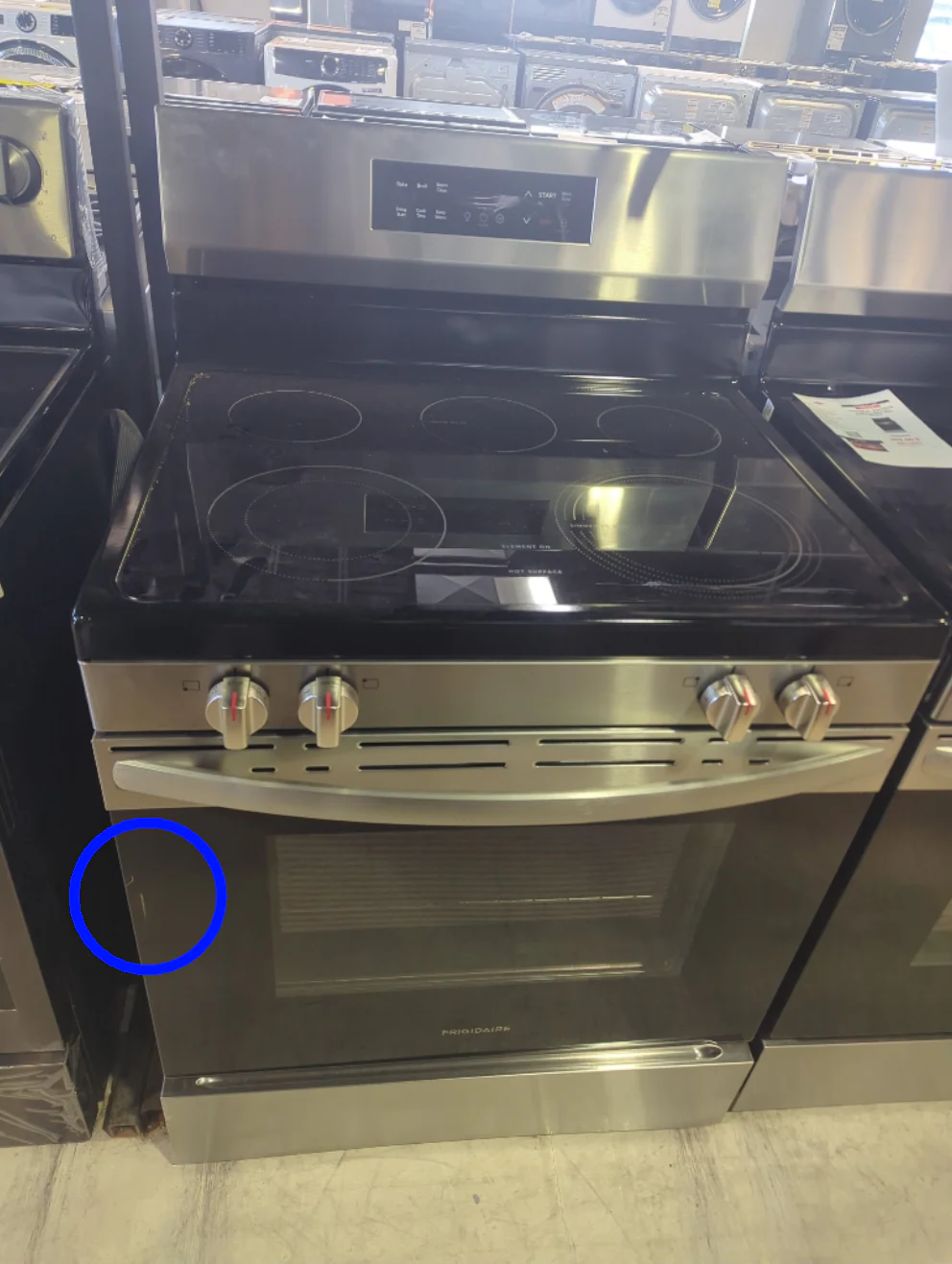 FCRE306CAS - RANGES - Frigidaire - Electric - Stainless Steel - Open Box - Image 2
