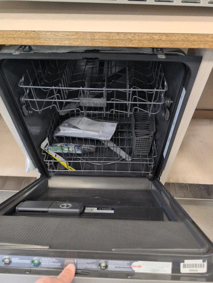 FDPC4314AS - DISHWASHERS - Frigidaire - Front Controls Single Drawer - Stainless Steel - Open Box - Image 2