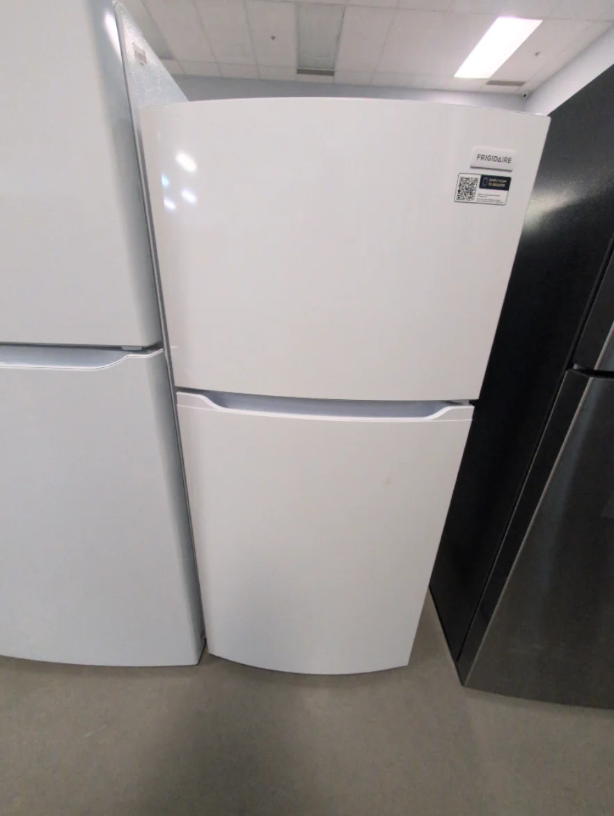 FFHT1425VW - REFRIGERATORS - Frigidaire - Top Freezer - White - Open Box - Image 2
