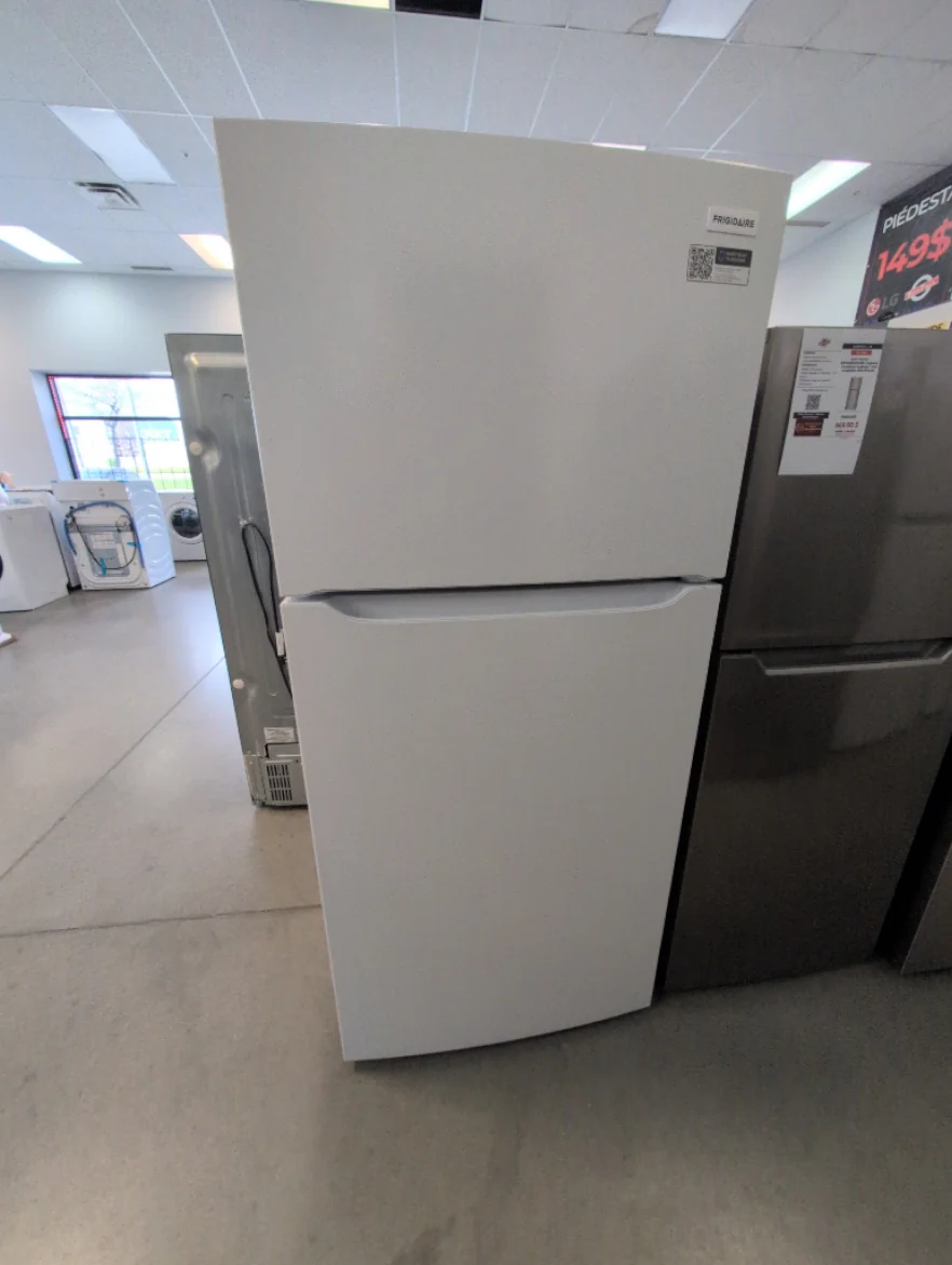 FFHT1814YW - REFRIGERATORS - Frigidaire - Top Freezer - White - Open Box - Image 3