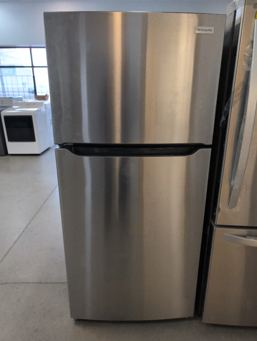 FFTR2045VS - REFRIGERATORS - Frigidaire - Top Freezer - Stainless Steel - Open Box - Image 2