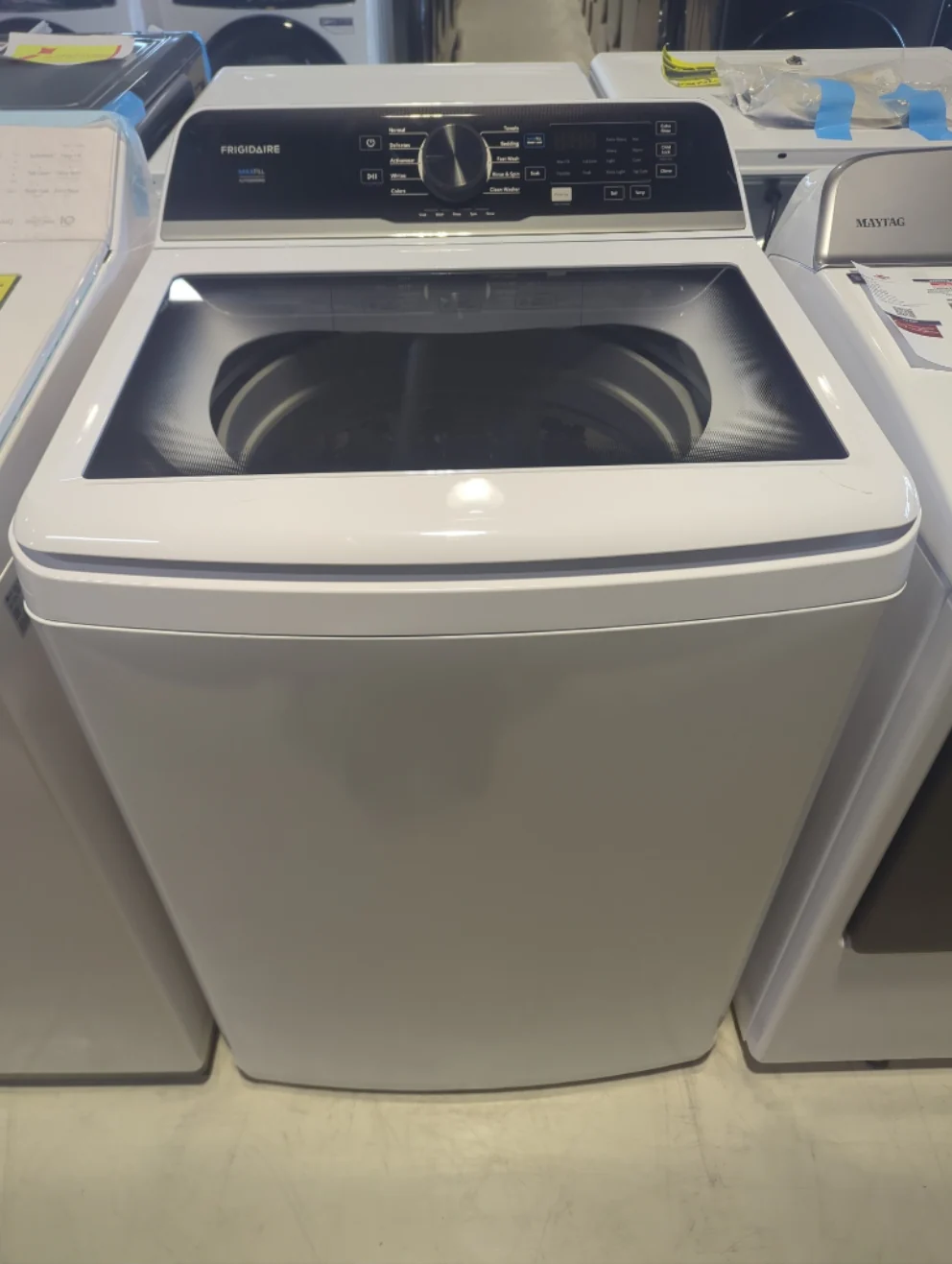 FLVW7523BW - WASHERS - Frigidaire - Top Loading - White - Open Box - Image 2
