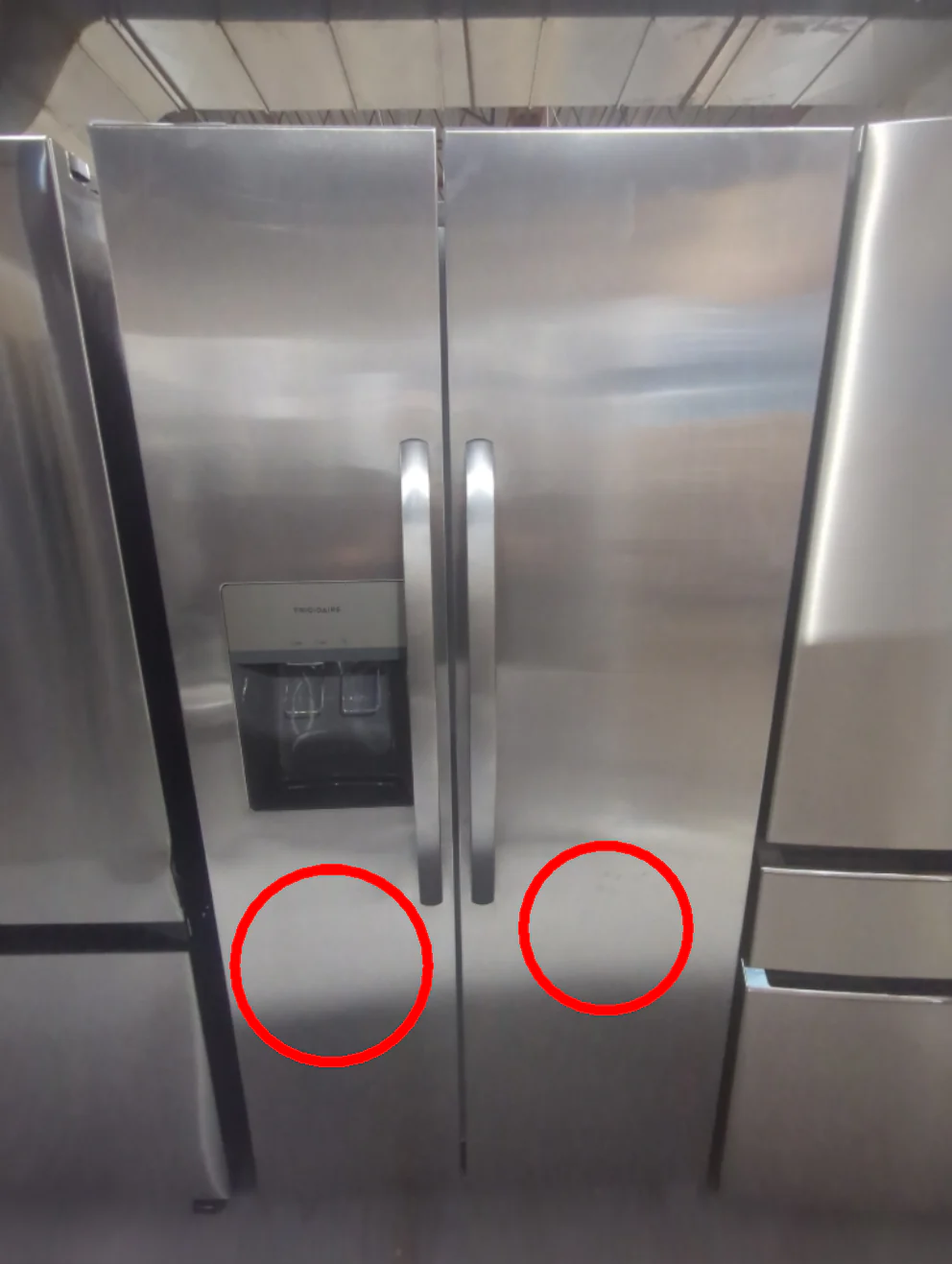 FRSS2323AS - REFRIGERATORS - Frigidaire - Side by Side - Stainless Steel - Open Box - Image 2