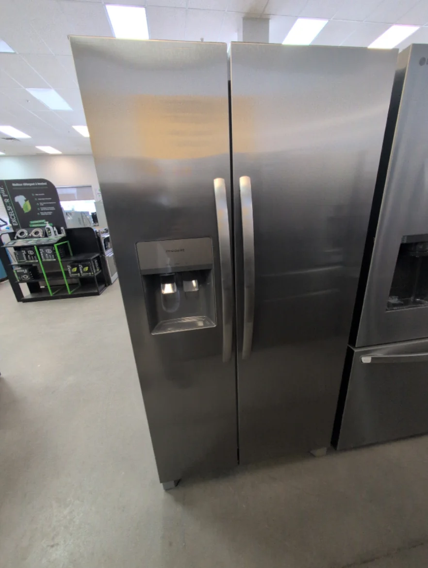 FRSS26L3AF - REFRIGERATORS - Frigidaire - Side by side - Stainless Steel - Open Box - Image 2