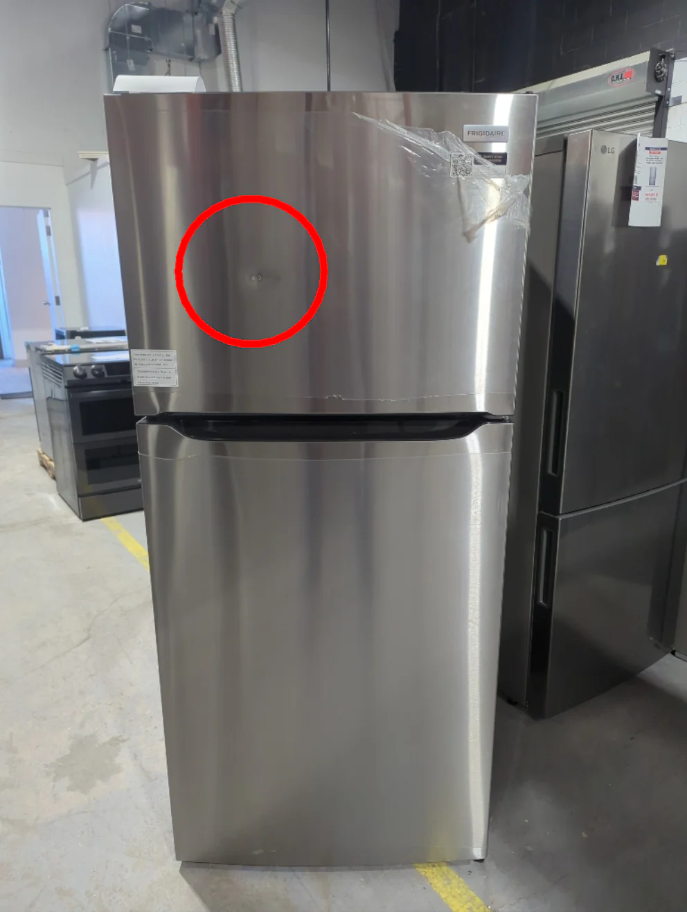 FRTE1835AS - REFRIGERATORS - Frigidaire - Top Freezer - Stainless Steel - Open Box - Image 2