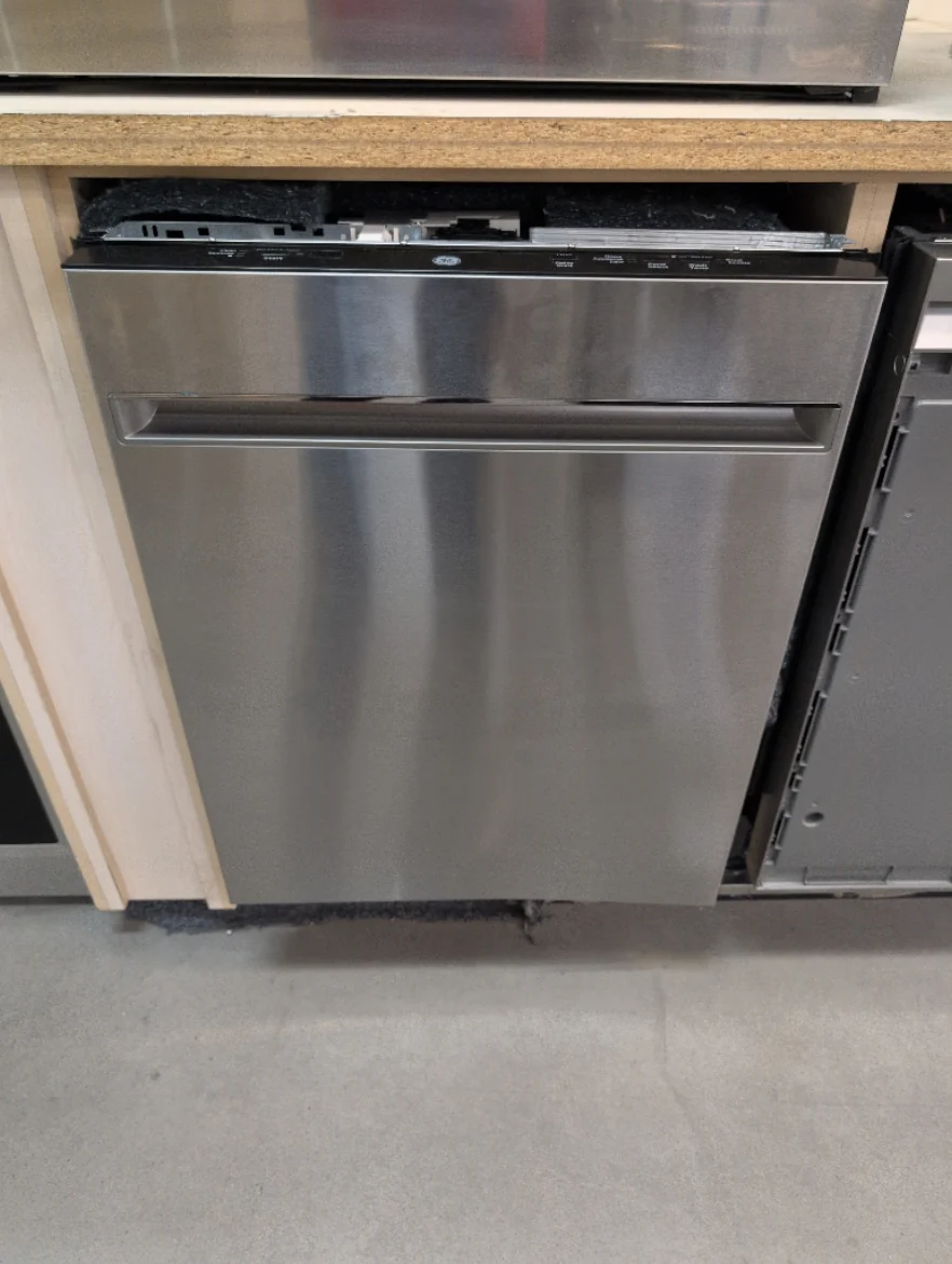 GBT500SSVSS - DISHWASHERS - GE - Top Controls - Stainless Steel - Open Box - Image 2