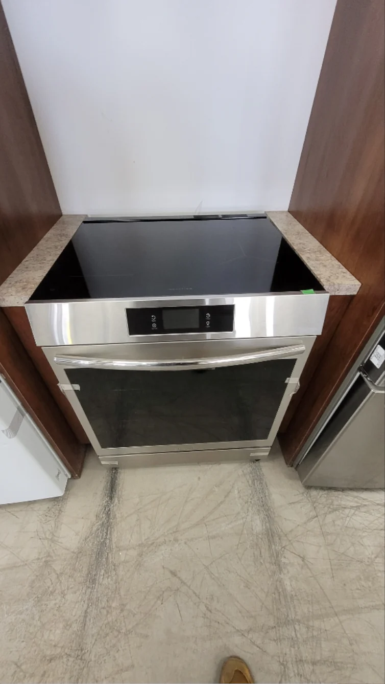 GCFI307CBF - RANGES - Frigidaire Gallery - Electric - Stainless Steel - Open Box - Image 2