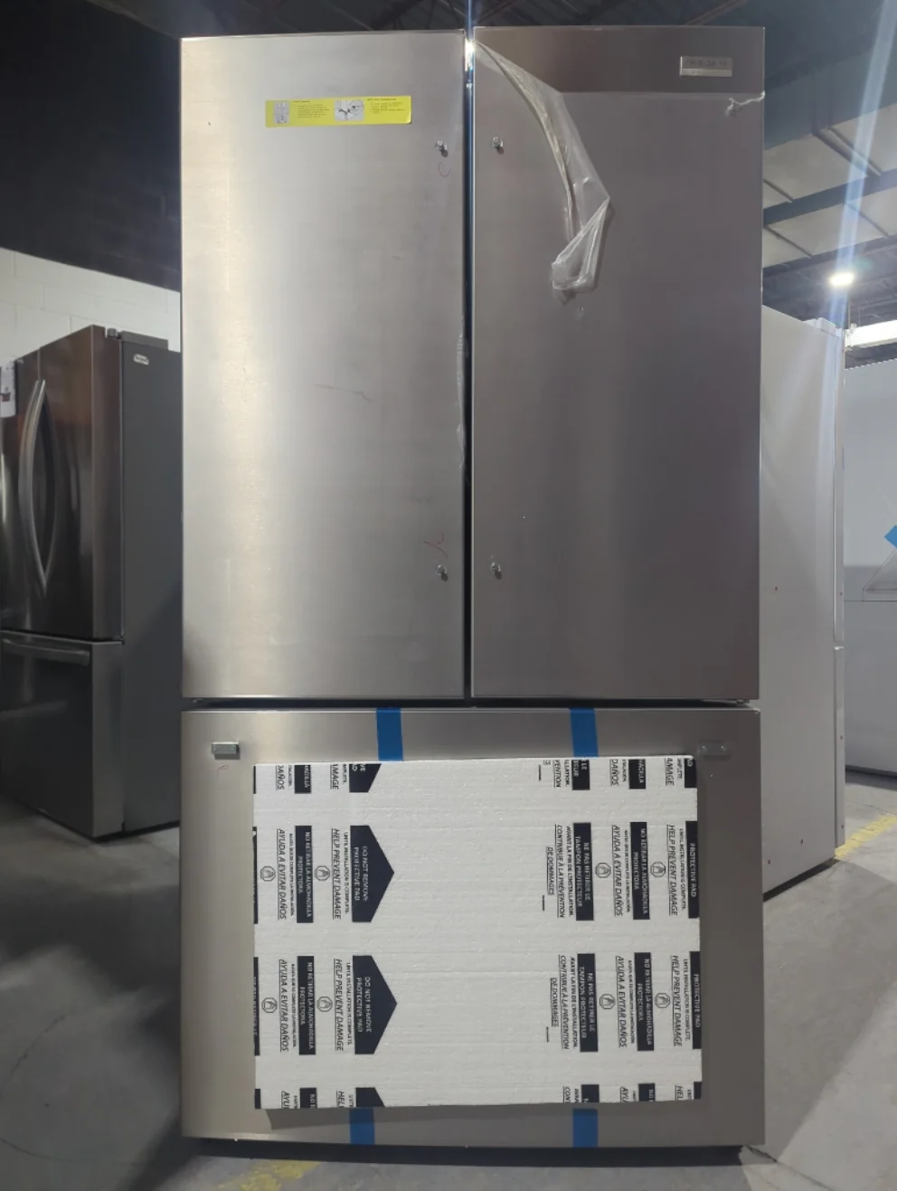 GRFN2853AF - REFRIGERATORS - Frigidaire Gallery - French 3-Door - Stainless Steel - Open Box - Image 2