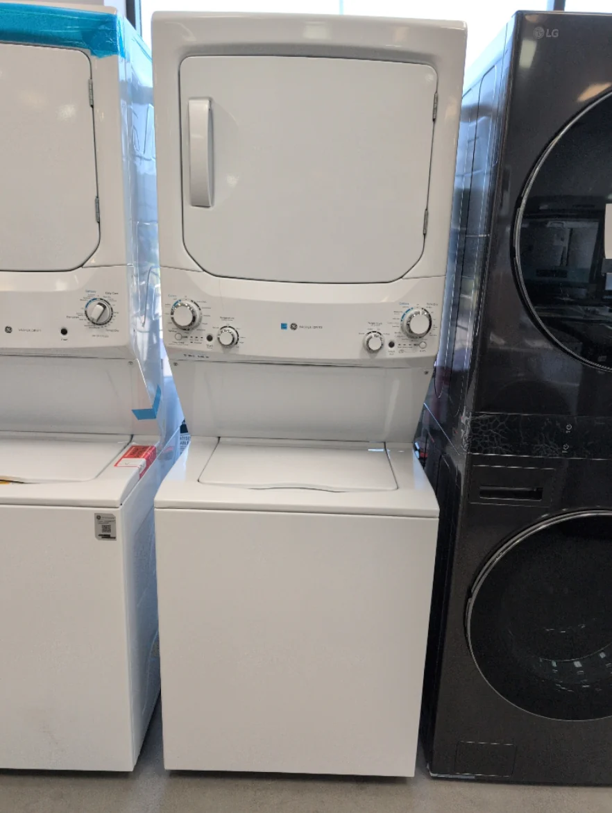 GUD27EEMNWW - LAUNDRY CENTERS - GE - Stacked Washer/Dryer - Electric - White - Open Box - Image 4