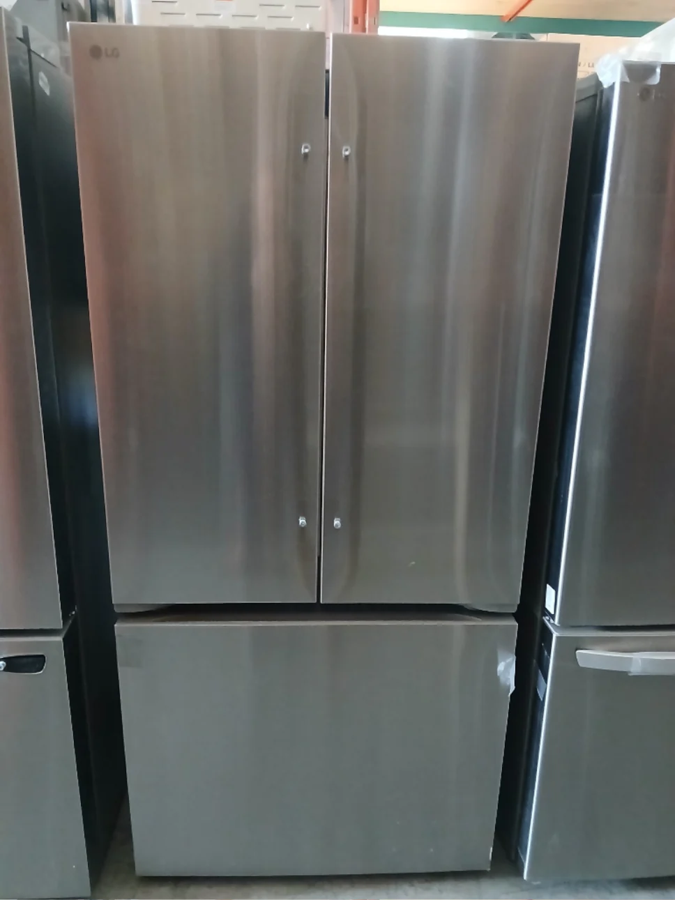 LF21G6201S - REFRIGERATORS - LG - French 3-Door - Stainless Steel - Open Box - Image 2