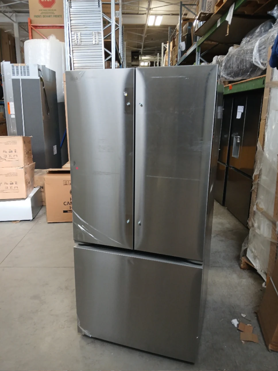 LF21G6201S - REFRIGERATORS - LG - French 3-Door - Stainless Steel - Open Box - Image 3