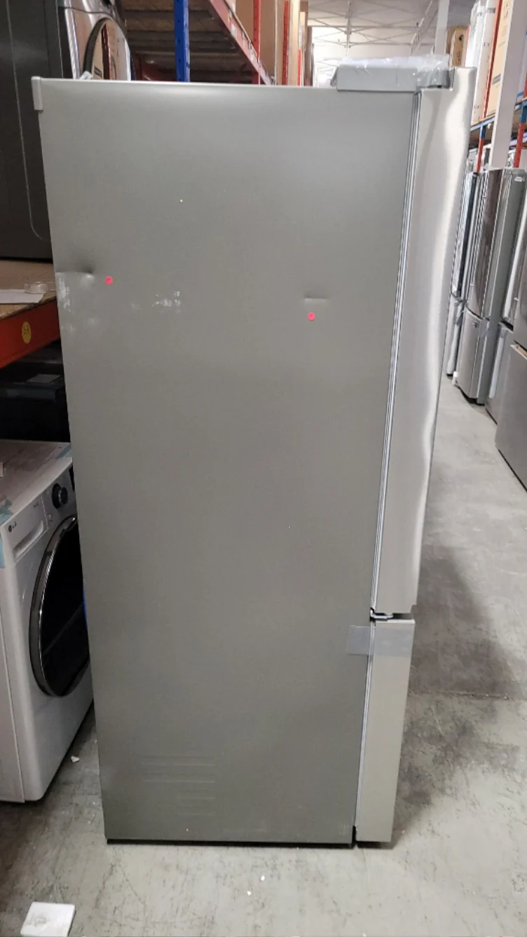 LF21G6201S - REFRIGERATORS - LG - French 3-Door - Stainless Steel - Open Box - Image 4