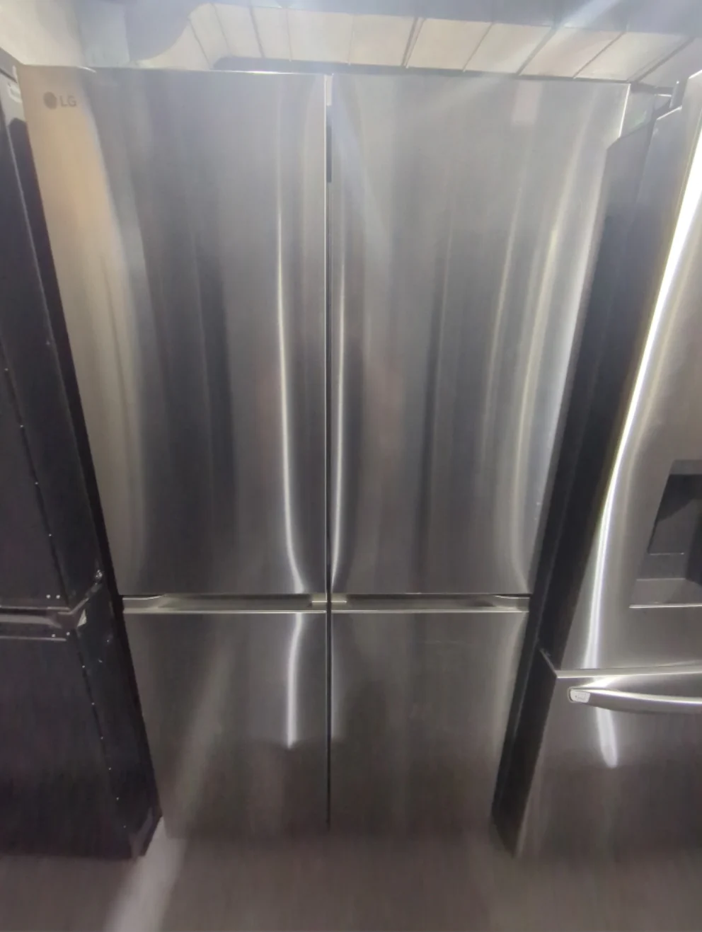 LF24C8200S - REFRIGERATORS - LG - French 4-Door - Stainless Steel - Open Box - Image 2