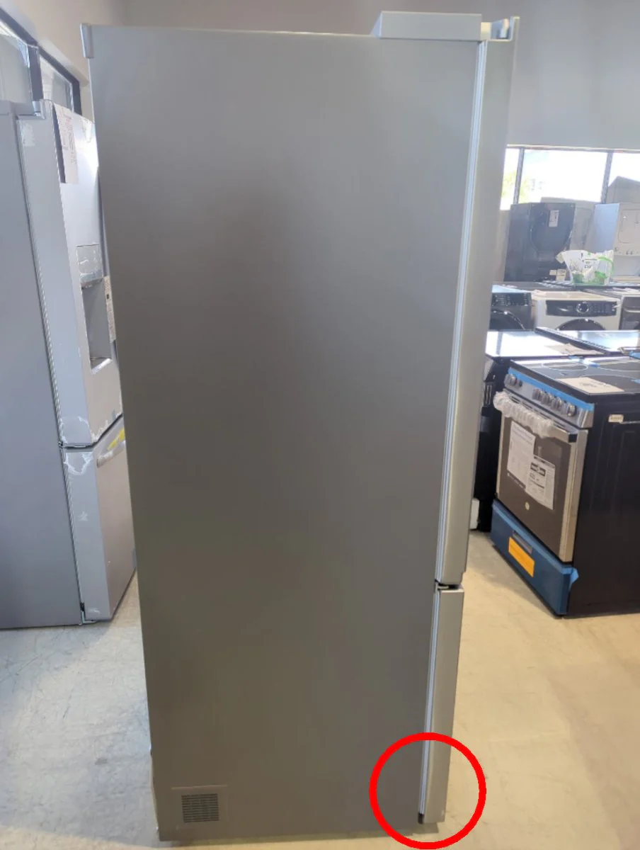 LF24Z6530S - REFRIGERATORS - LG - French 3-Door - Stainless Steel - Open Box - Image 5