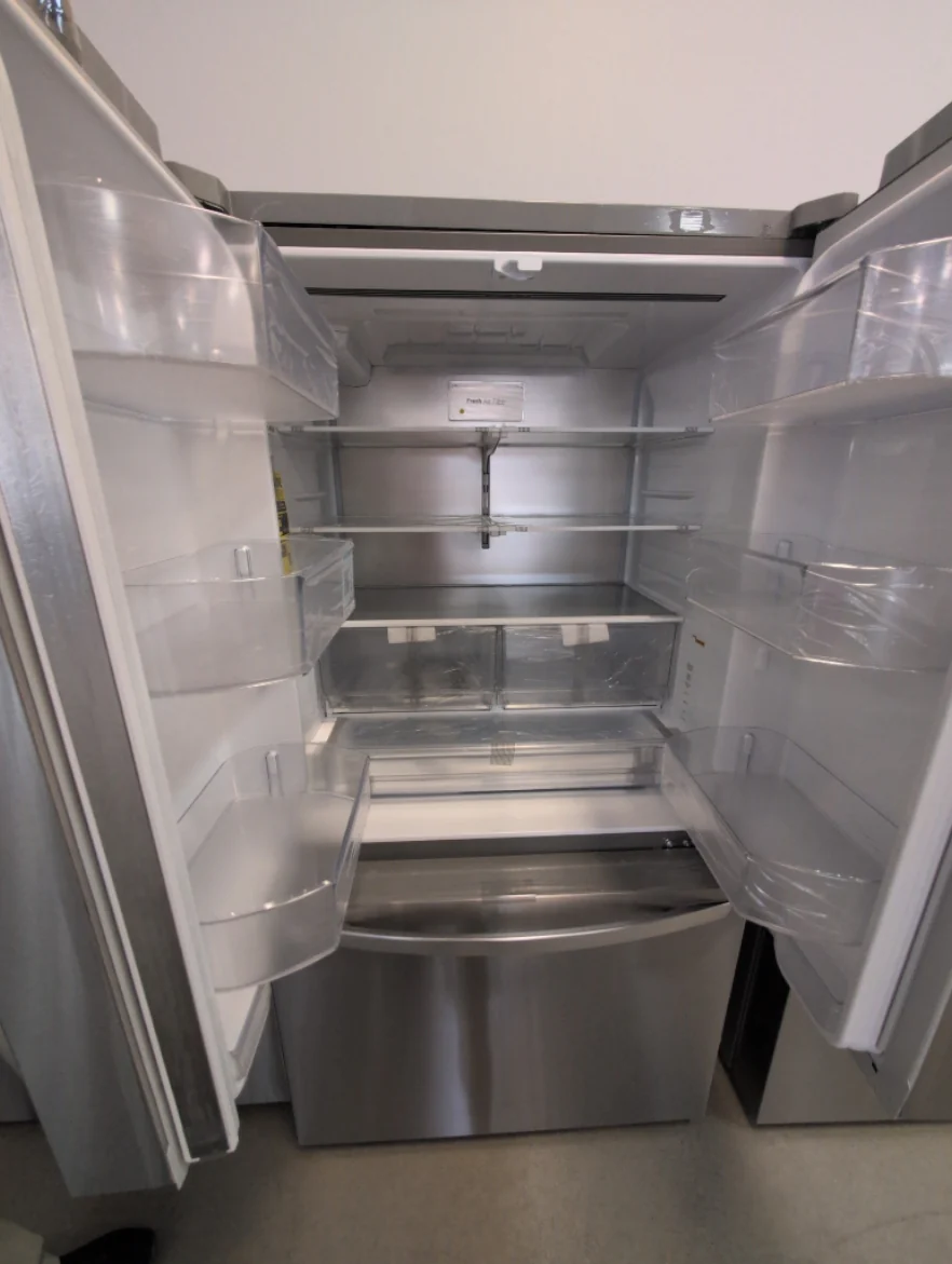 LF27D6200S - REFRIGERATORS - LG - French 3-Door - Stainless Steel - Open Box - Image 2