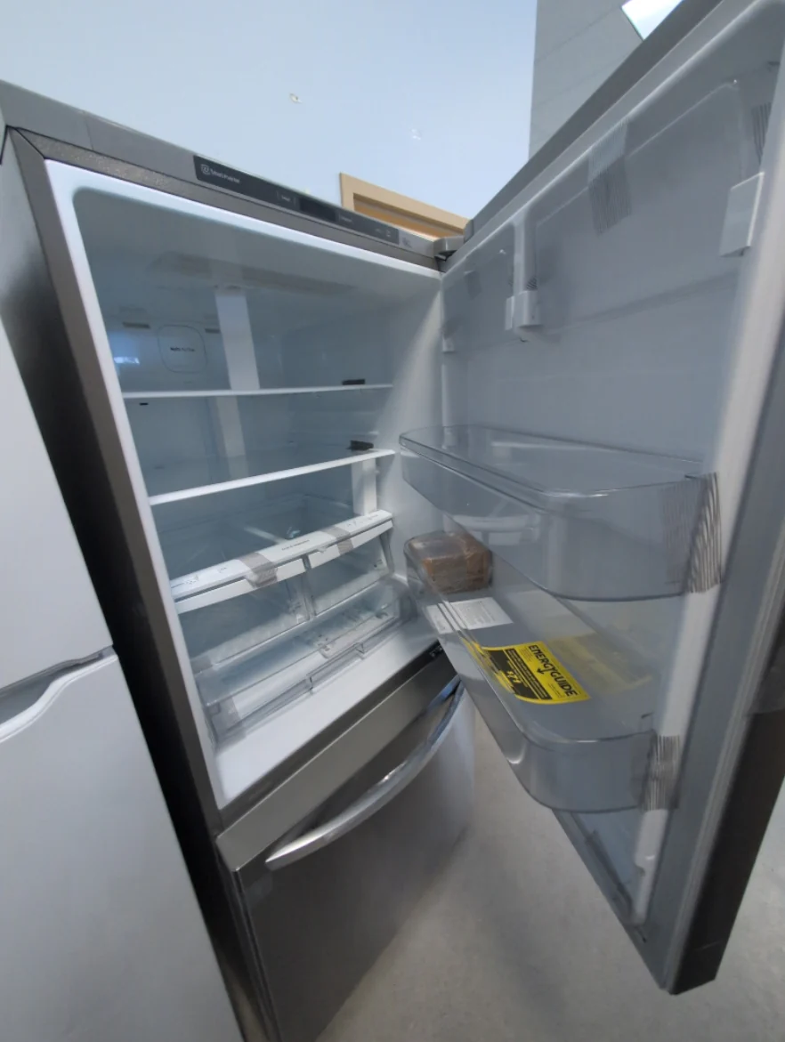 LRDNS2200S - REFRIGERATORS - LG - Bottom Freezer - Stainless Steel - Open Box - Image 3