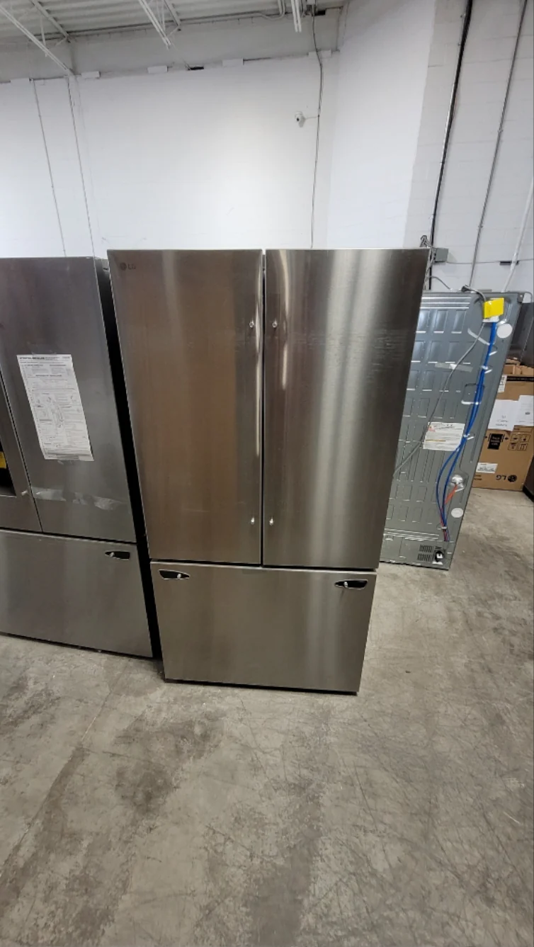 LRFLC2706S - REFRIGERATORS - LG - French 3-Door - Stainless Steel - Open Box - Image 2