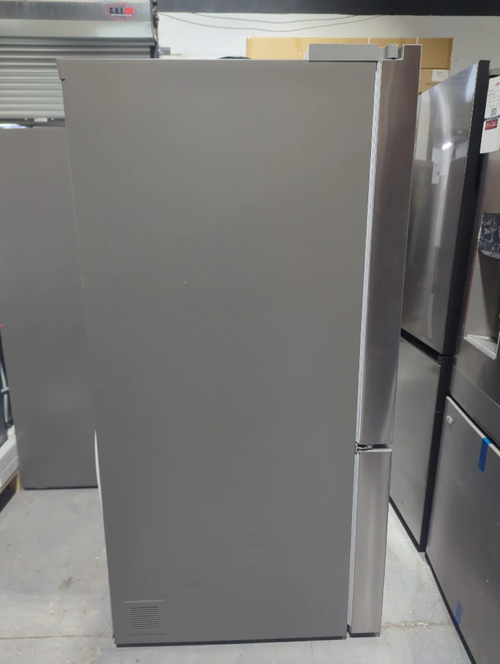 LRFLS3206S - REFRIGERATORS - LG - French 3-Door - Stainless Steel - Open Box - Image 4