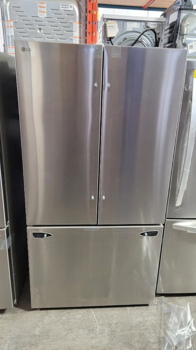 LRFLS3206S - REFRIGERATORS - LG - French 3-Door - Stainless Steel - Open Box - Image 2