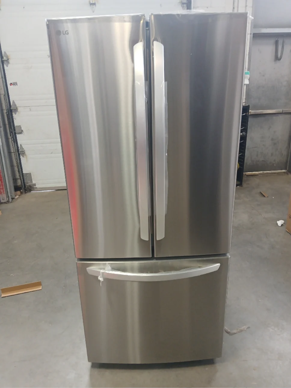LRFNS2200S - REFRIGERATORS - LG - French 3-Door - Stainless Steel - Open Box - Image 4