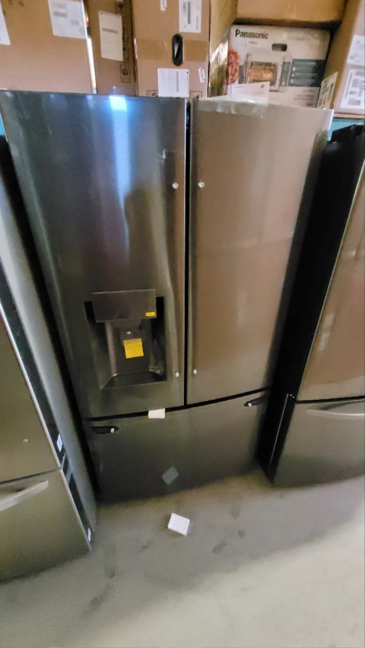 LRFS28XBD - REFRIGERATORS - LG - French 3-Door - Black Stainless - Open Box - Image 2