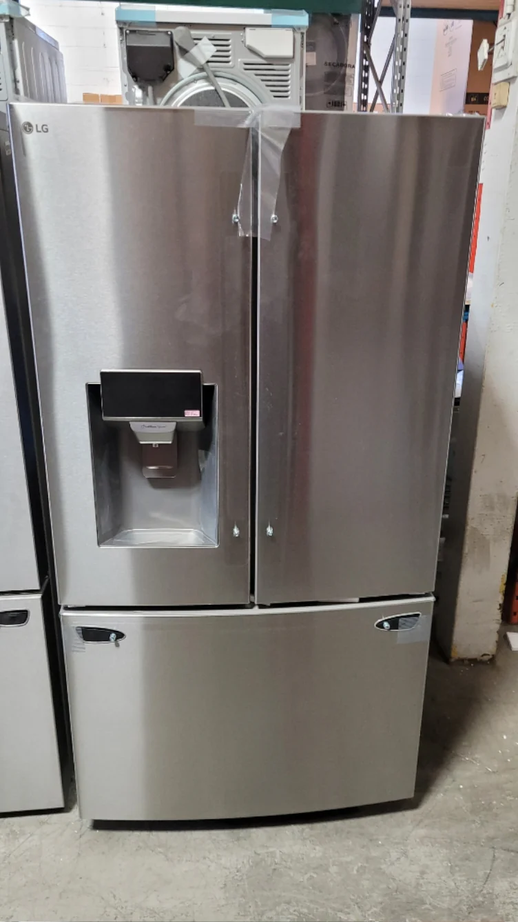 LRFS28XBS - REFRIGERATORS - LG - French 3-Door - Stainless Steel - Open Box - Image 2