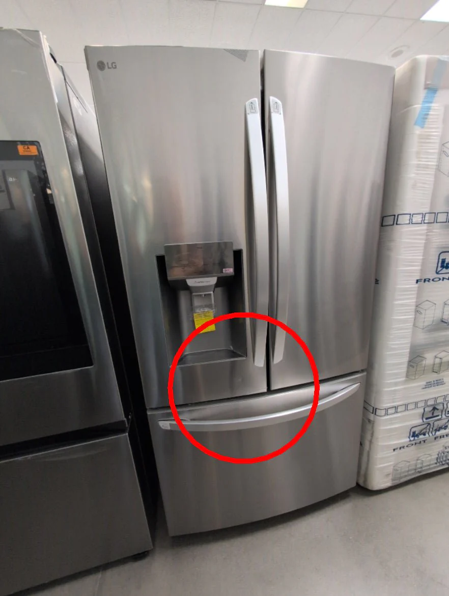 LRFS28XBS - REFRIGERATORS - LG - French 3-Door - Stainless Steel - Open Box - Image 3