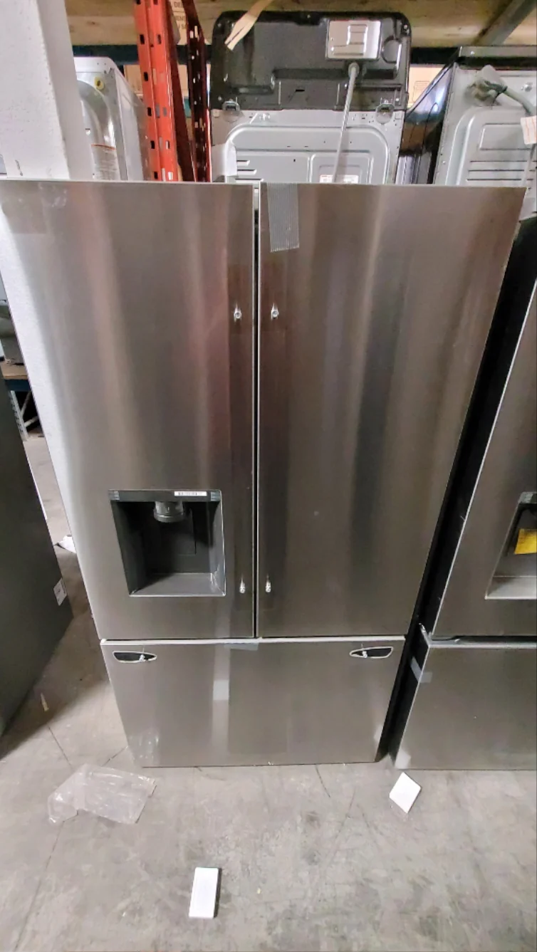LRFXC2606S - REFRIGERATORS - LG - French 3-Door - Stainless Steel - Open Box - Image 2
