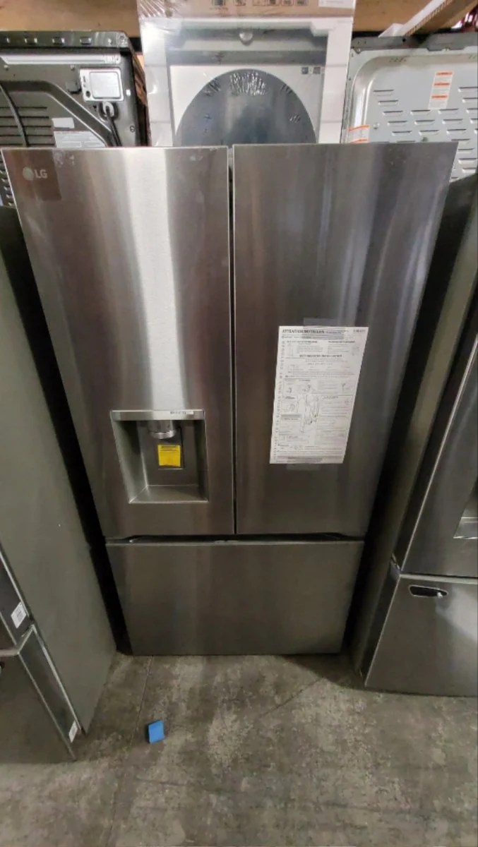 LRYXC2606S - REFRIGERATORS - LG - French 3-Door - Stainless Steel - Open Box - Image 2
