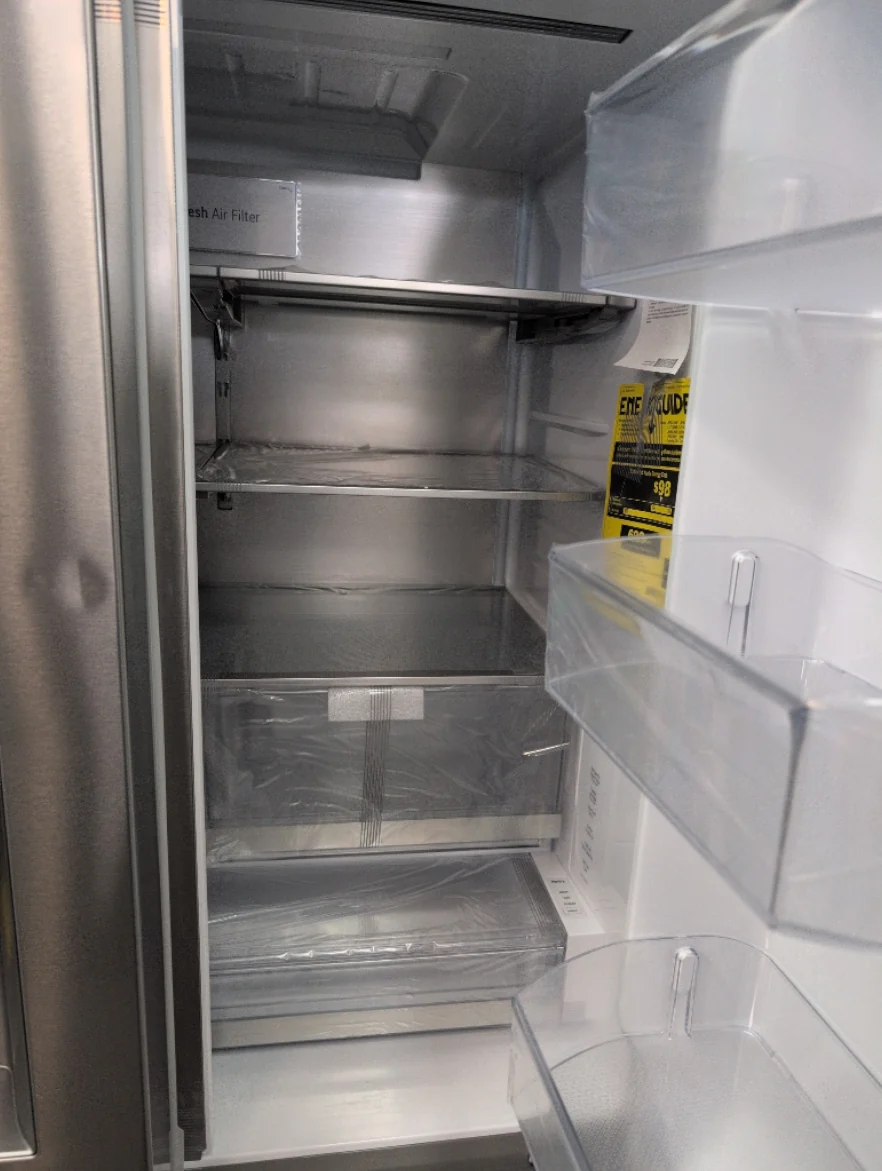 LRYXC2606S - REFRIGERATORS - LG - French 3-Door - Stainless Steel - Open Box - Image 2