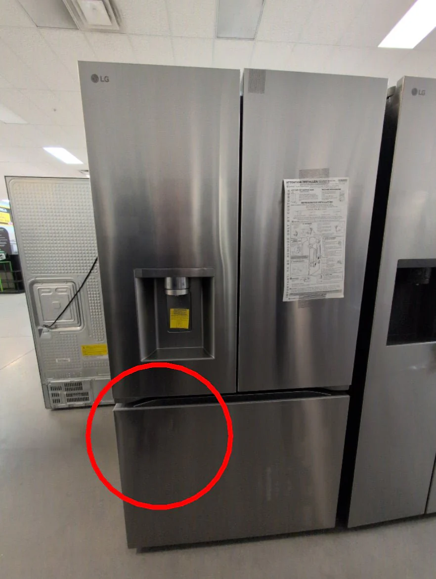 LRYXS3106S - REFRIGERATORS - LG - French 3-Door - Stainless Steel - Open Box - Image 4