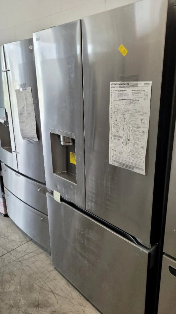 LRYXS3106S - REFRIGERATORS - LG - French 3-Door - Stainless Steel - Open Box - Image 6