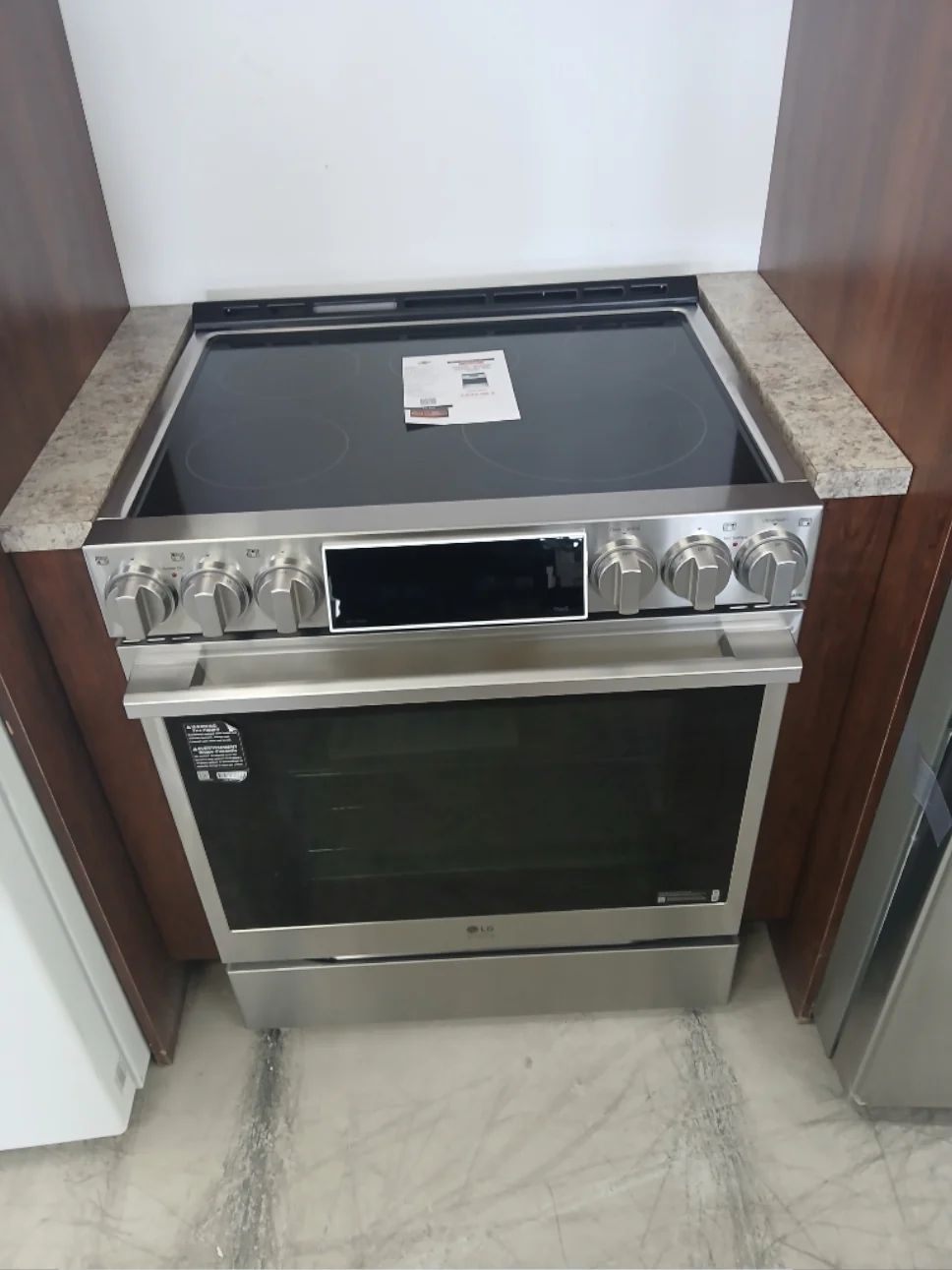 LSES6338F - RANGES - LG STUDIO - Electric - Stainless Steel - Open Box - Image 2