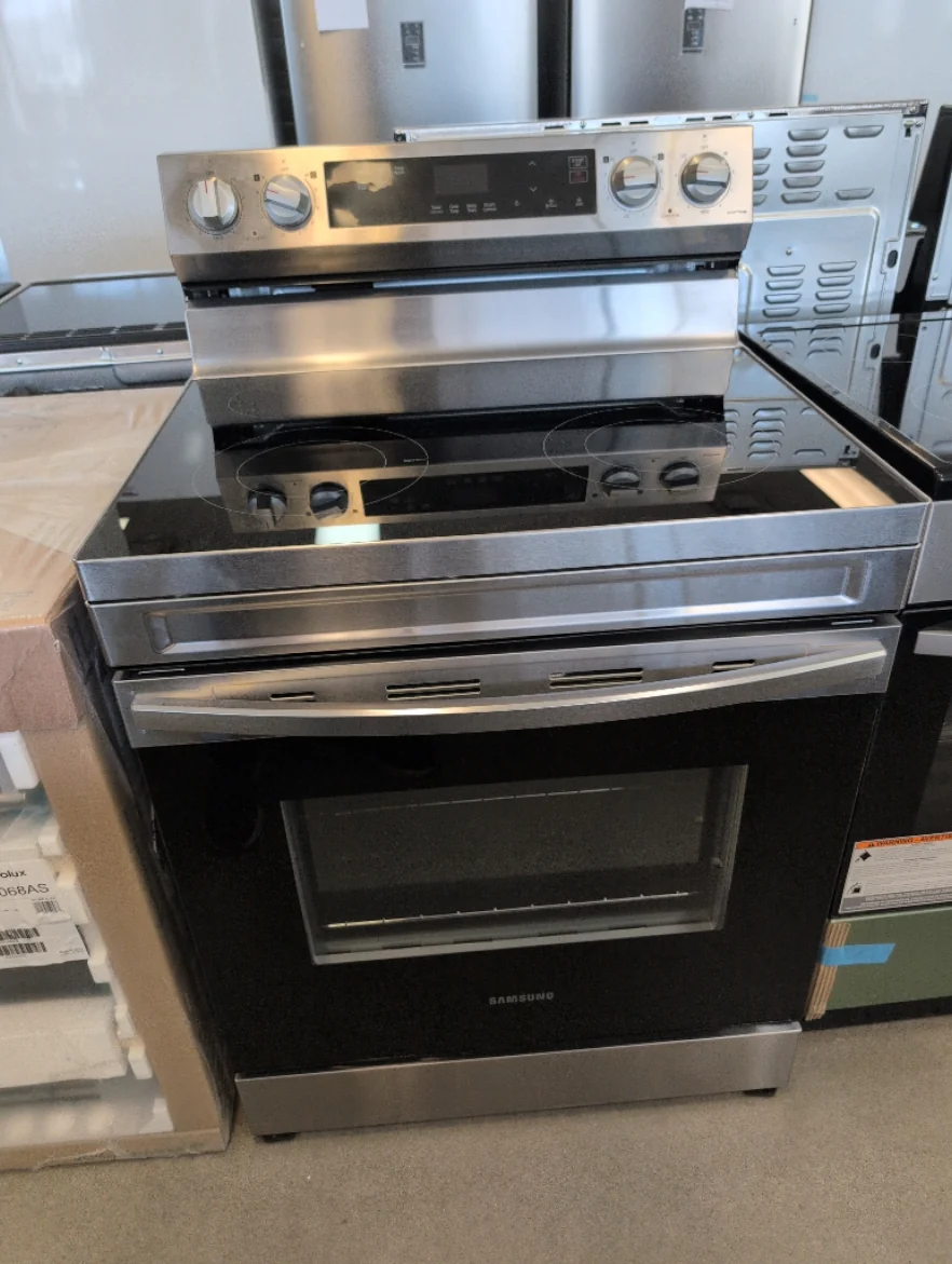 NE63A6511SS - RANGES - Samsung - Electric - Stainless Steel - Open Box - Image 2