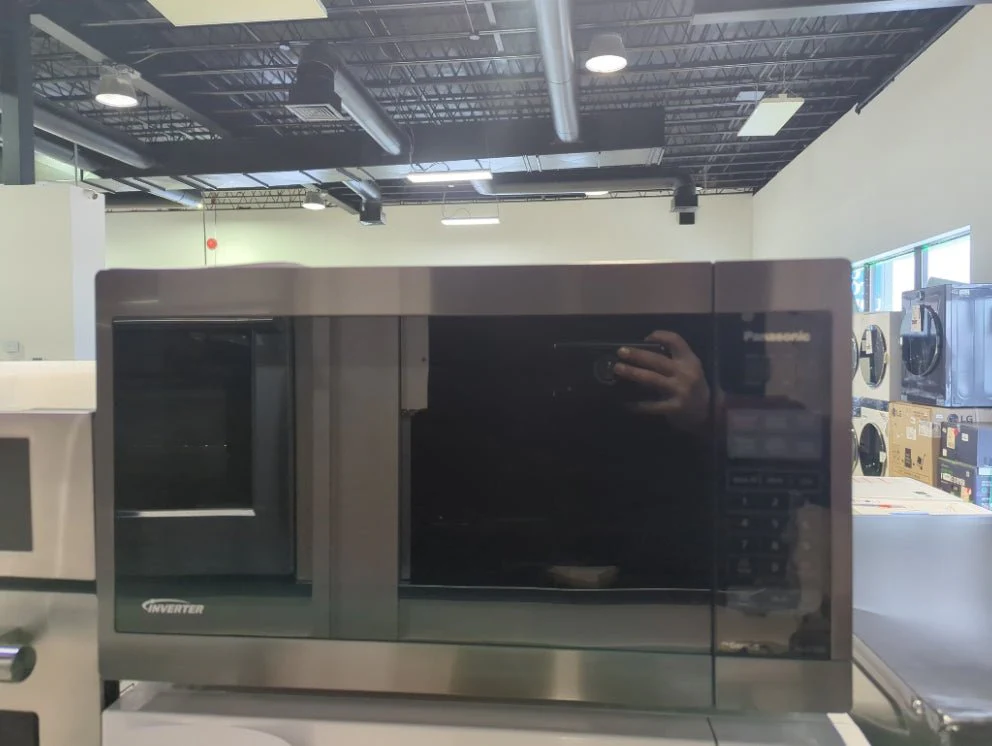 NNSC688SC - MICROWAVES OVENS - Panasonic - Countertop - Black Stainless - Open Box - Image 2