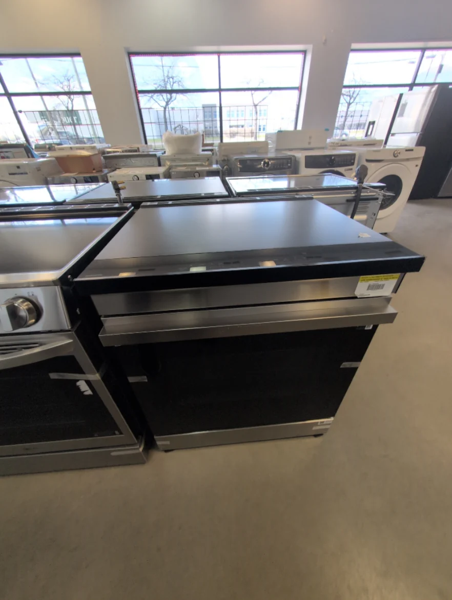 NSI6DG9300SR - RANGES - Samsung - Electric - Stainless Steel - Open Box - Image 2