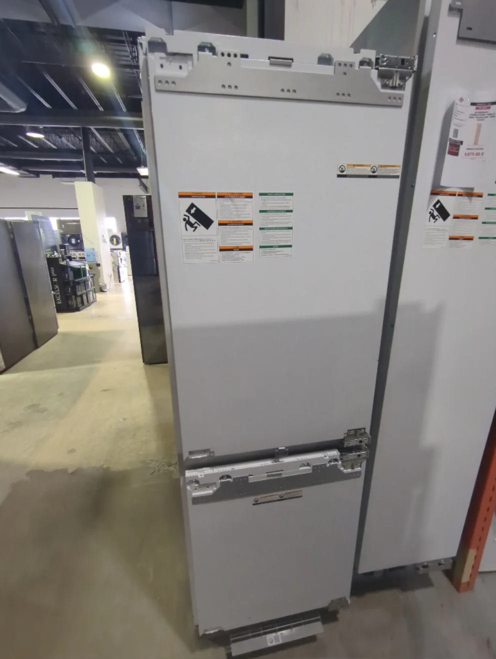 RS2474BRU1 - REFRIGERATORS - Fisher & Paykel - Bottom Freezer - Panel Ready - Open Box - Image 2