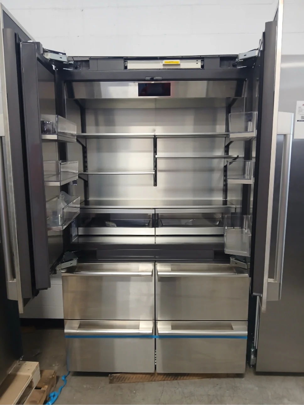 SKSFD4826P - REFRIGERATORS - Signature Kitchen Suite - French 6-Doors - Stainless Steel - Open Box - Image 2
