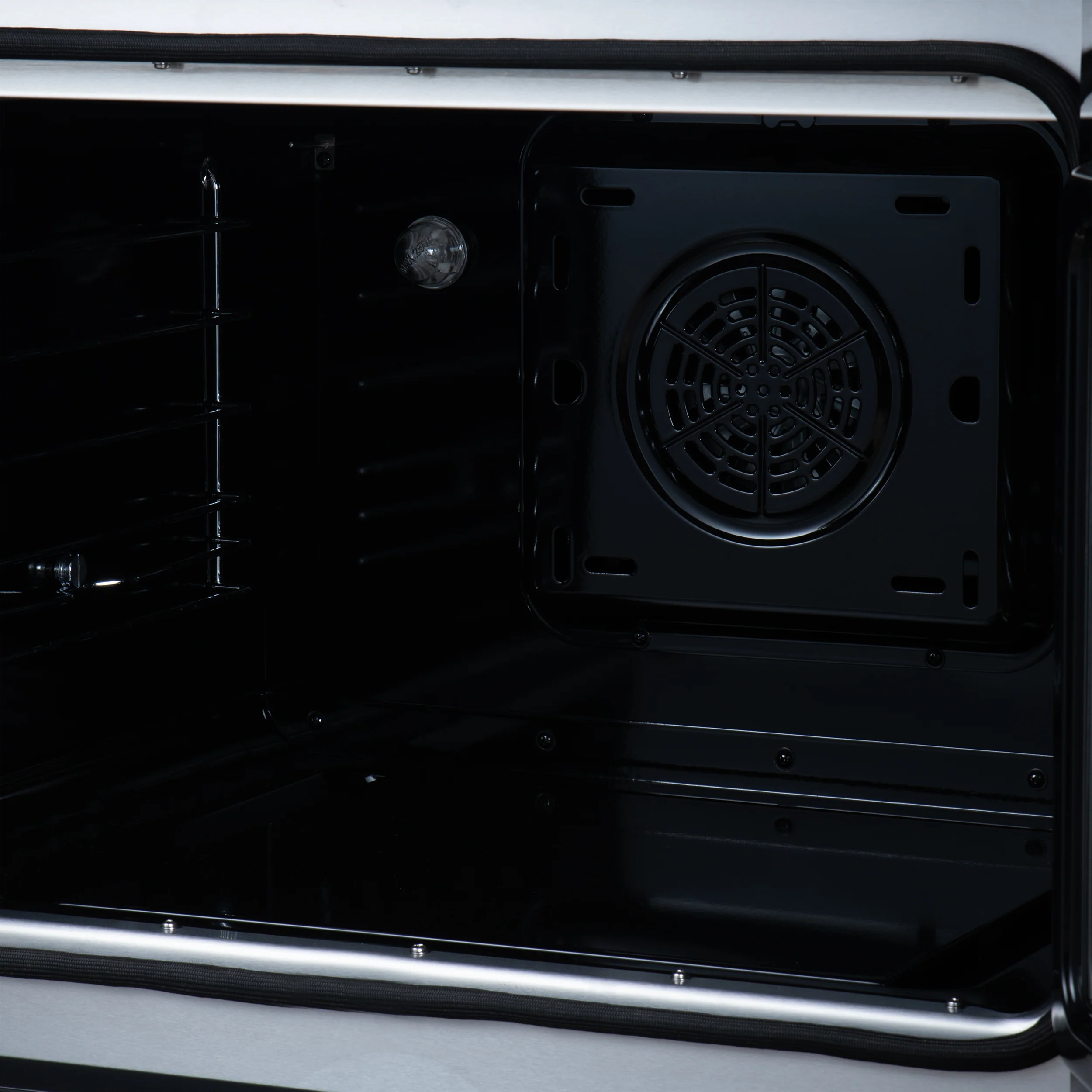 Torino French Door 30 Inch Induction Range with Air Fryer, Air Sous Vide & True Convection, Dual Broiler, Black - Image 15