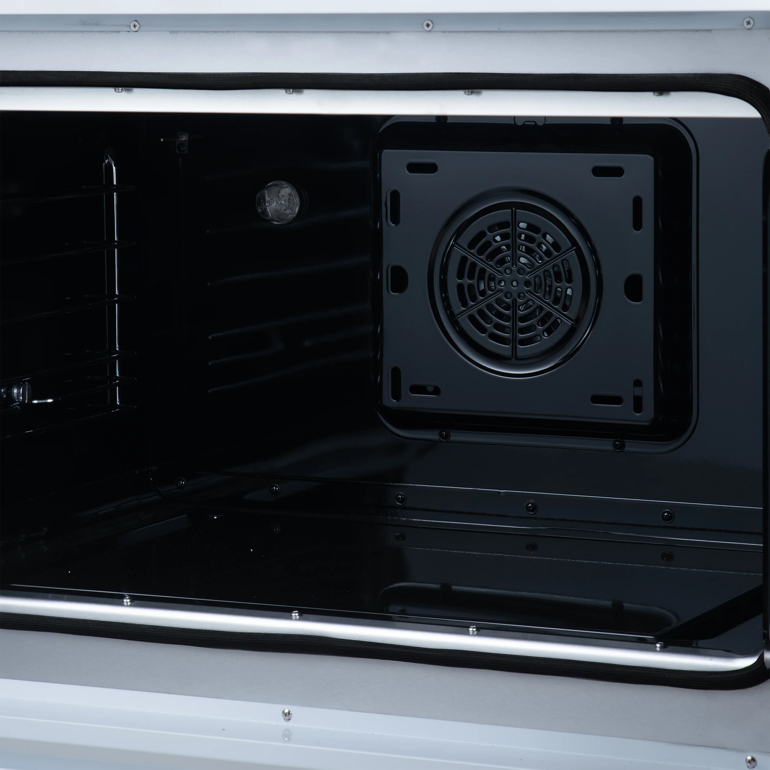 Torino French Door 36 Inch Induction Range with Air Fryer, Air Sous Vide & True Convection, Dual Broiler, White - Image 14