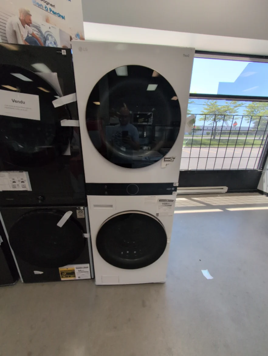 WKE100HWA - LAUNDRY CENTERS - LG - Stacked Washer/Dryer - Electric - White - Open Box - Image 3