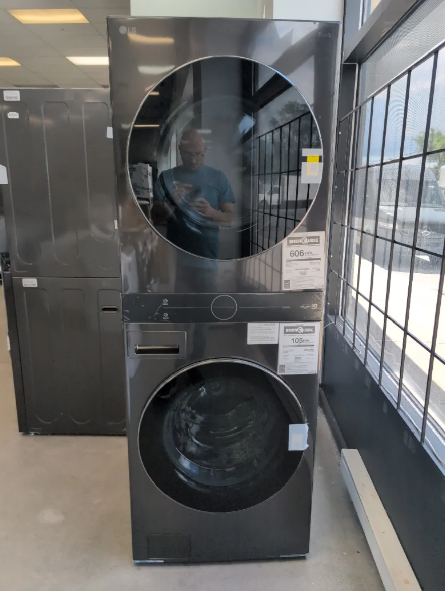 WKEX200HBA - LAUNDRY CENTERS - LG - Stacked Washer/Dryer - Electric - Black Stainless Steel - Open Box - Image 2