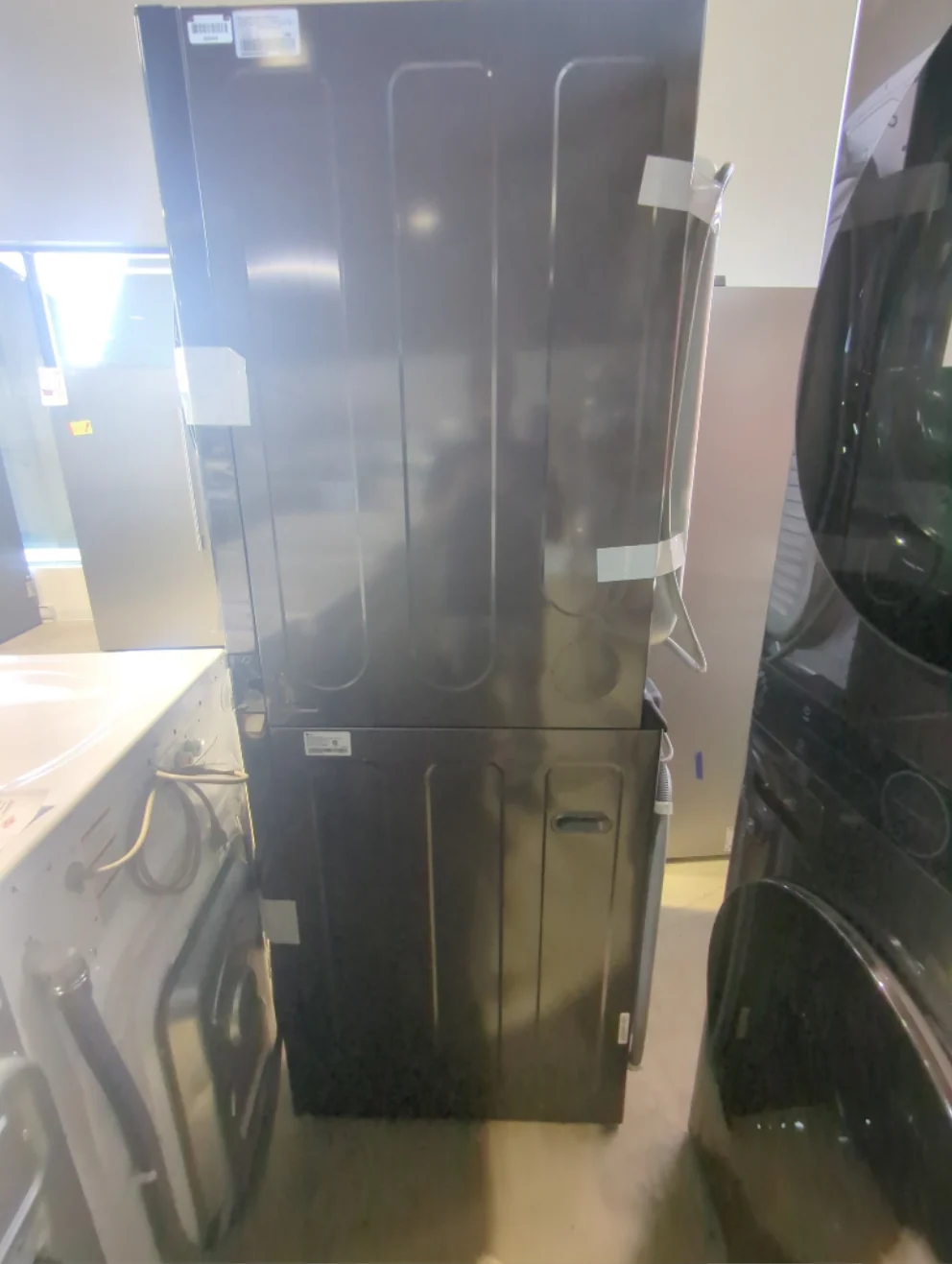 WKEX300HBA - LAUNDRY CENTERS - LG - Stacked Washer/Dryer - Electric - Black Stainless Steel - Open Box - Image 4