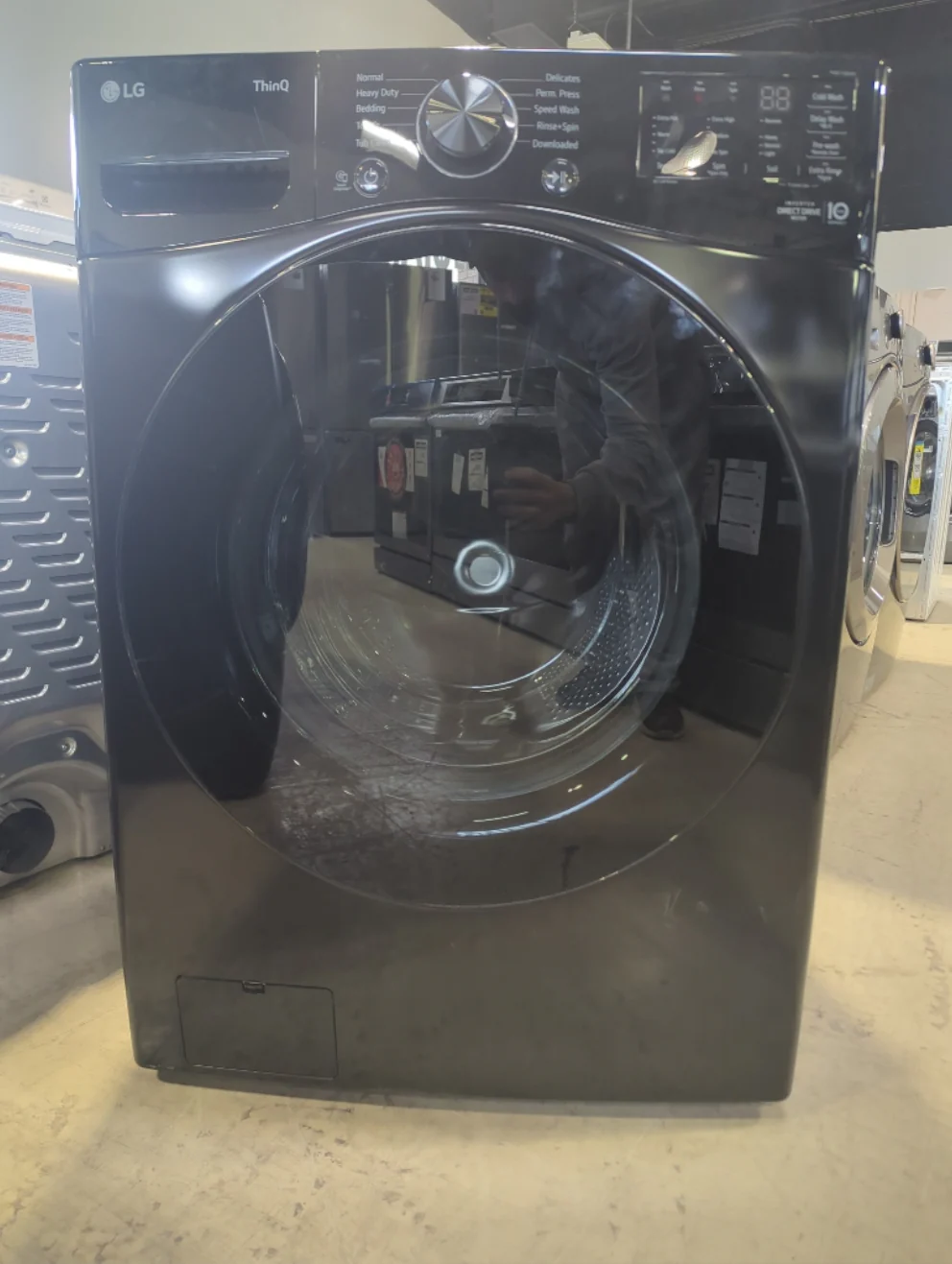 WM3580CX - WASHERS - LG - Front Loading - Black Stainless - Open Box - Image 2