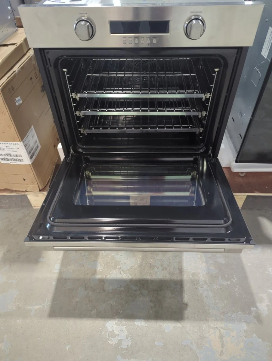 WOSV3-30 - WALL OVENS - Fisher & Paykel - Single Oven - Stainless Steel - Open Box - Image 3